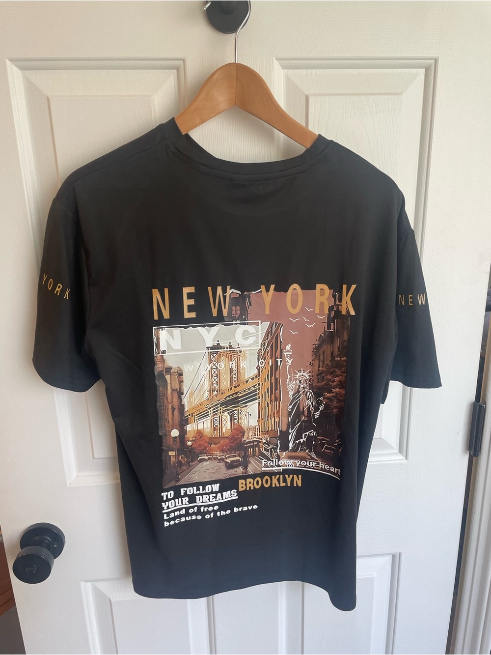 New York Graphic Short Sleeve T-Shirt - Black